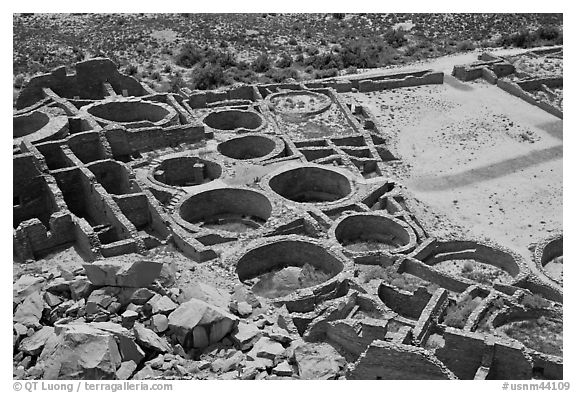 Rooms, kivas, and plaza from above  Pueblo Bonito. Chaco Culture National Historic Park, New Mexico, USA