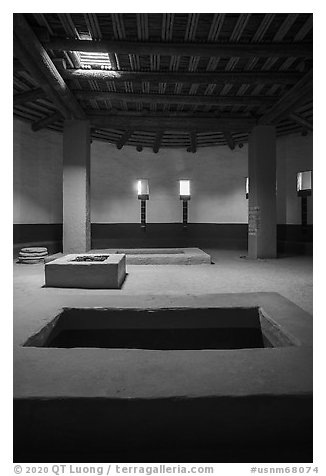 Inside the reconstructed Great Kiva. Aztek Ruins National Monument, New Mexico, USA (black and white)