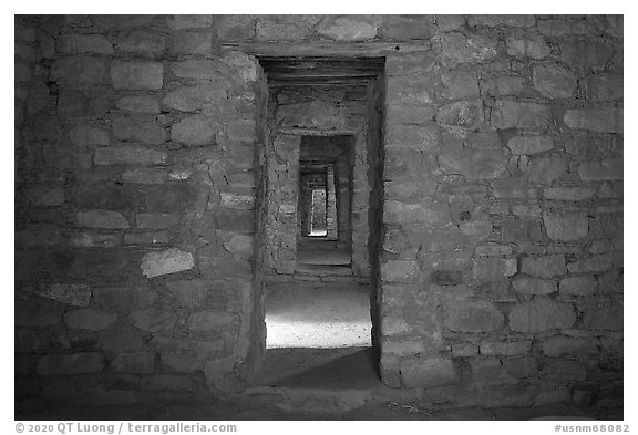 Inside West Ruin. Aztek Ruins National Monument, New Mexico, USA (black and white)