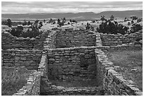 Ruined walls, Atsinna Pueblo. El Morro National Monument, New Mexico, USA ( black and white)