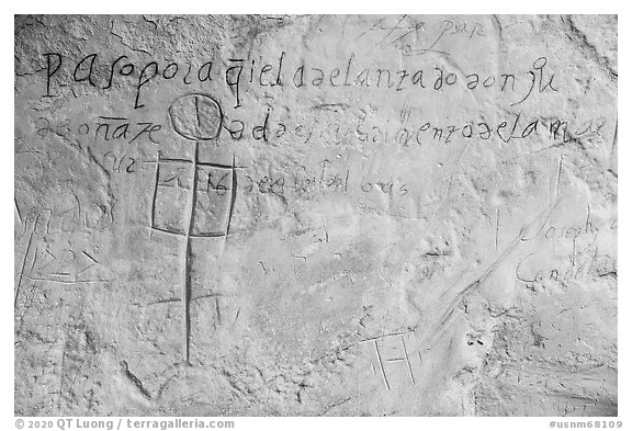 Oldest inscription by Juan de Onate in 1605. El Morro National Monument, New Mexico, USA (black and white)