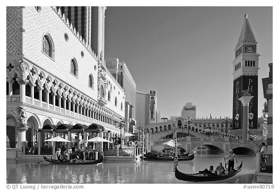 Gondola rides in front of the Venetian hotel. Las Vegas, Nevada, USA (black and white)