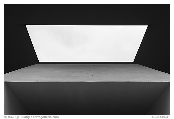 Skylight, Centennial Pavilion, Rice University. Houston, Texas, USA (black and white)