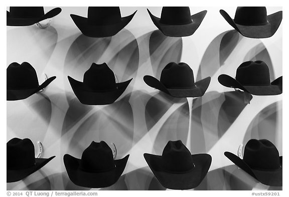 Cowboy hats and shadows. Fort Worth, Texas, USA (black and white)