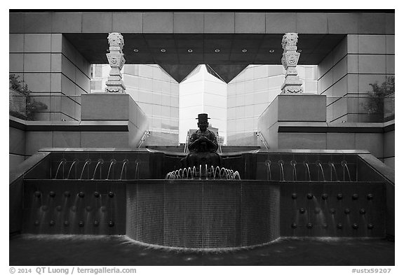Entrance of Crow Collection of Asian Art. Dallas, Texas, USA (black and white)