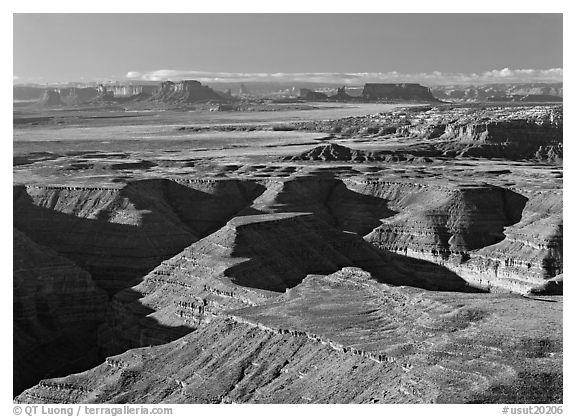 San Juan Canyon from Muley Point, with Monument Valley in the distance. Utah, USA