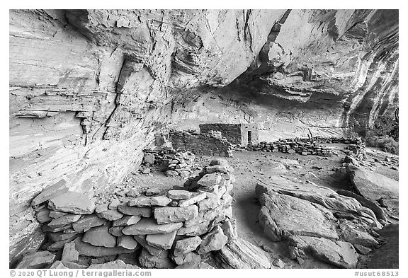 Ruins in alcove, Perfect Kiva complex. Bears Ears National Monument, Utah, USA (black and white)