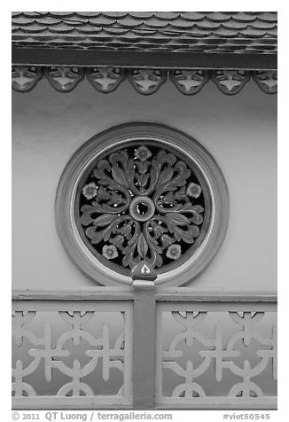 Circular motif, Saigon Caodai temple, district 5. Ho Chi Minh City, Vietnam (black and white)