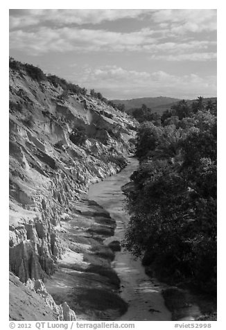 Suoi Tien canyon. Mui Ne, Vietnam (black and white)