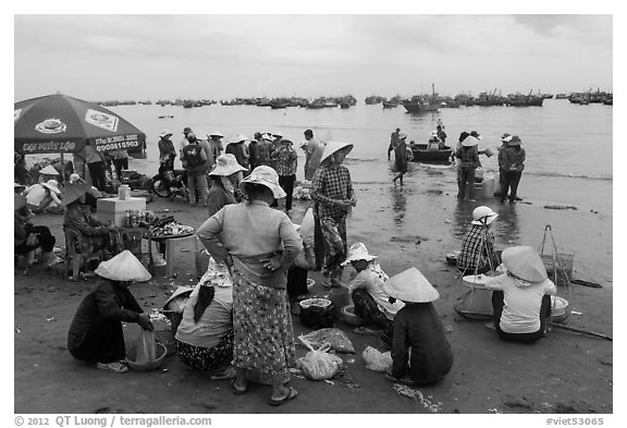 Beach market, Lang Chai. Mui Ne, Vietnam