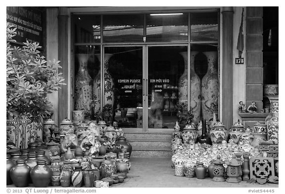 Ceramic store front with vases of all sizes. Bat Trang, Vietnam