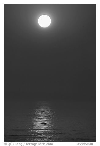 Sunrise and boats, Dong Hoi. Vietnam (black and white)