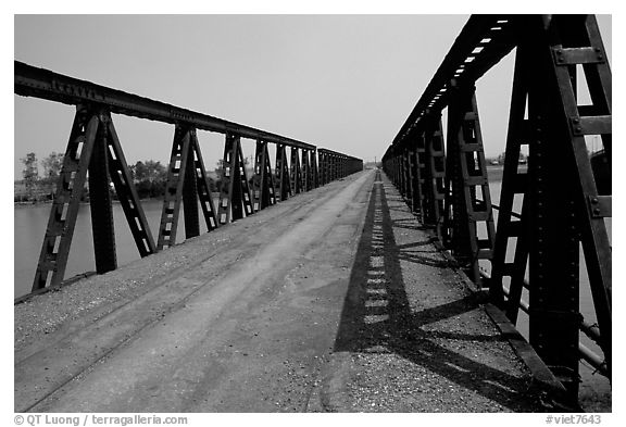 Bridge over the Ben Hai river, which used to mark the separation between South Vietnam and North Vietnam. Vietnam (black and white)