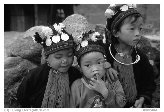Black Dzao children wearing the hat with three coins, between Tam Duong and Sapa. Northwest Vietnam