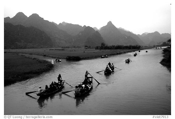 Pilgrims returning. Perfume Pagoda, Vietnam (black and white)