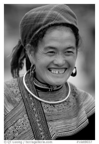 Flower Hmong woman in everyday ethnic dress,  Bac Ha. Vietnam