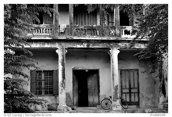 Old house, Hoi An. Hoi An, Vietnam (black and white)