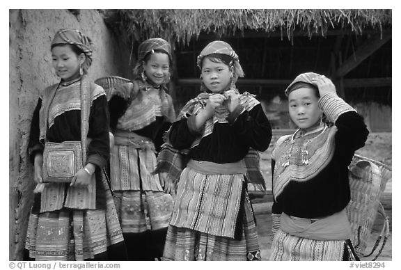 Young Flower Hmong  women. Bac Ha, Vietnam