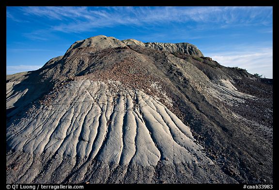 Butte with mudstone and eroded clay, Dinosaur Provincial Park. Alberta, Canada