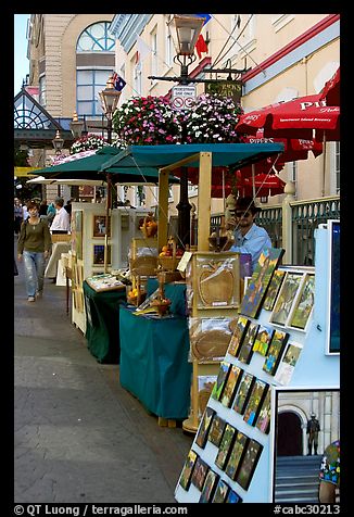 Street art fair, Bastion Square. Victoria, British Columbia, Canada