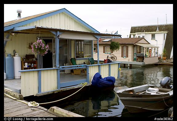 Houseboat, Upper Harbour. Victoria, British Columbia, Canada