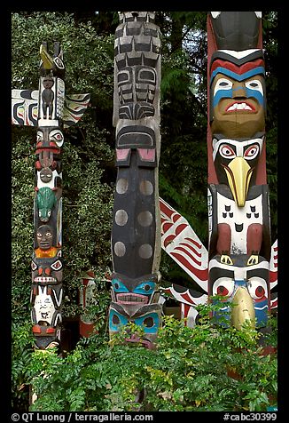 Picture/Photo: Totems near the Capilano bridge. Vancouver, British ...