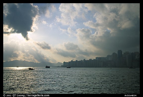 Hong-Kong Island seen from the Promenade, early morning. Hong-Kong, China