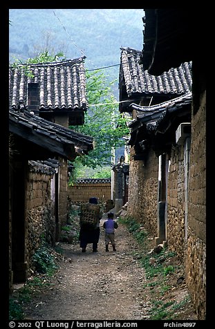 Village streets. Baisha, Yunnan, China (color)