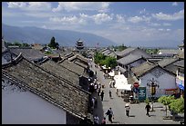 Fuxing Lu seen from the South Gate. Dali, Yunnan, China