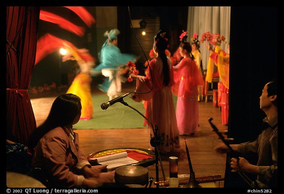 Sichuan opera performers and musicians seen from the backstage. Chengdu, Sichuan, China (color)