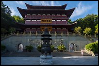 Upper Jingci Buddhist Temple. Hangzhou, China ( color)