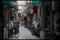 Alley. Shanghai, China ( color)