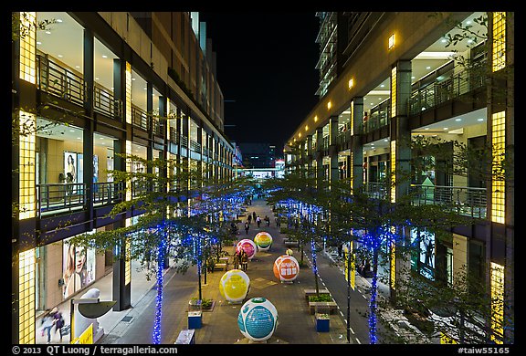 Shopping mall at night. Taipei, Taiwan (color)