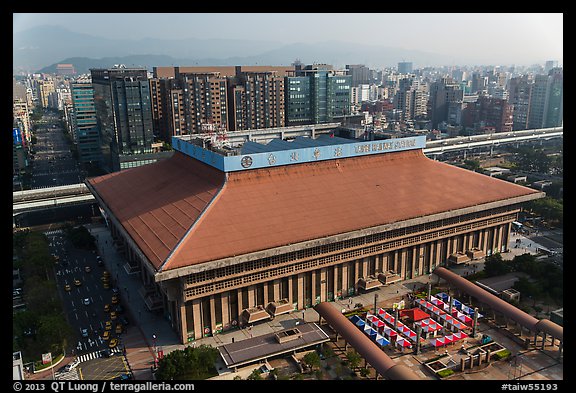 Central station seen from above. Taipei, Taiwan (color)