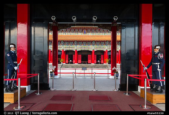 National Revolutionary Martyrs Shrine and sentries. Taipei, Taiwan (color)