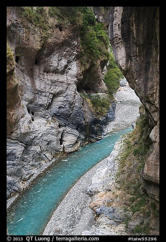 Gorge of the Liwu River, Taroko Gorge. Taroko National Park, Taiwan (color)