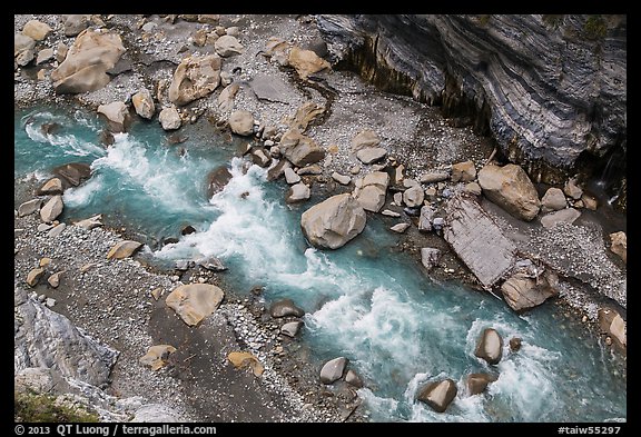 Rapids of the Liwu River from above. Taroko National Park, Taiwan (color)