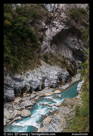 Liwu River gorge, Taroko Gorge. Taroko National Park, Taiwan (color)