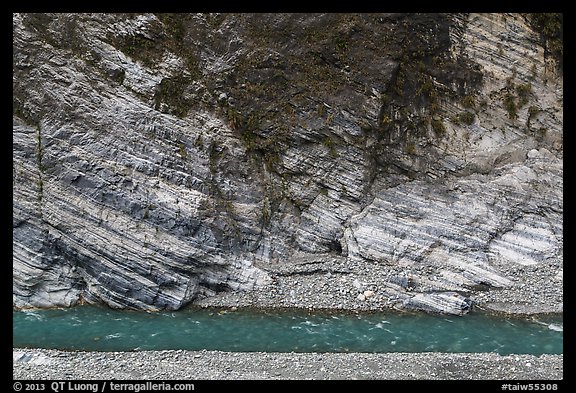 Marble cliff and Liwu River, Taroko Gorge. Taroko National Park, Taiwan (color)