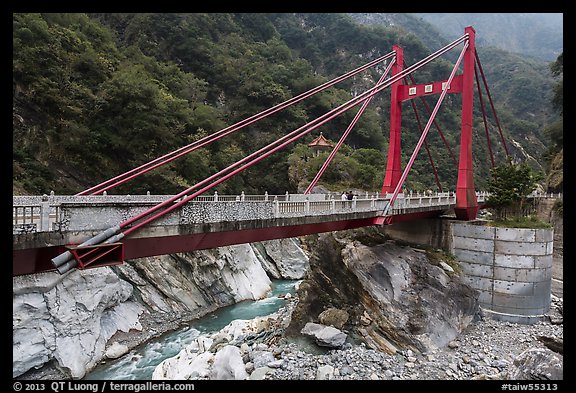 Cimu Bridge(Motherly Devotion Bridge), Taroko Gorge. Taroko National Park, Taiwan (color)