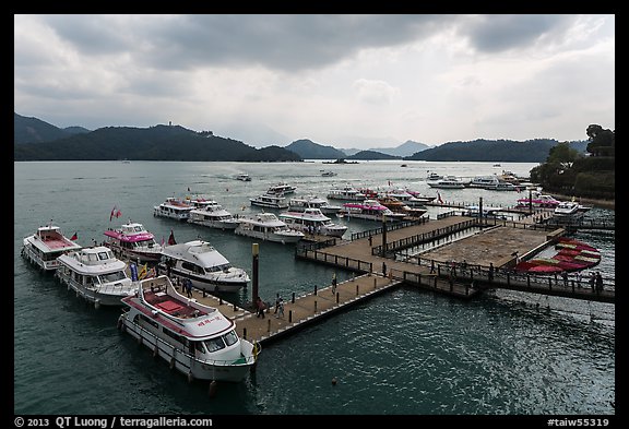 Shueishe Pier, afternoon. Sun Moon Lake, Taiwan (color)