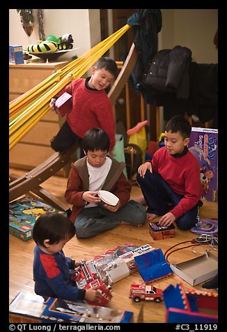 December 25, 2008.  (color)