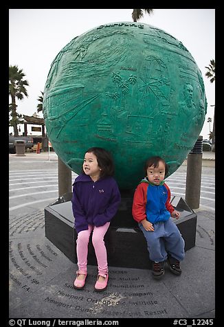 January 8, 2009.  (color)