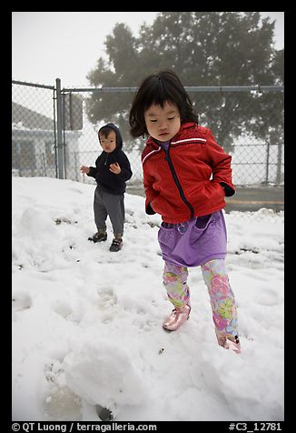 February 12, 2009.  (color)