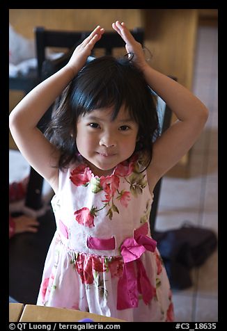 April 4, 2009.  (color)