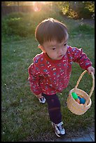 April 4, 2009.  ( color)
