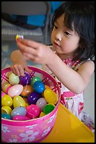 April 4, 2009.  ( color)