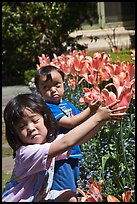 April 18, 2009.  ( color)