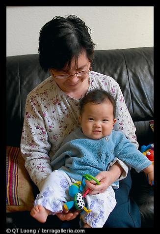 2004 Sept 29.  (color)