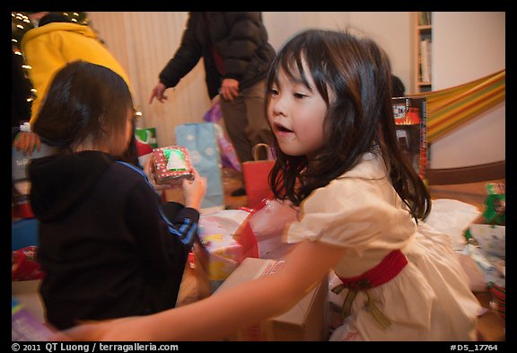 December 25, 2010.  (color)
